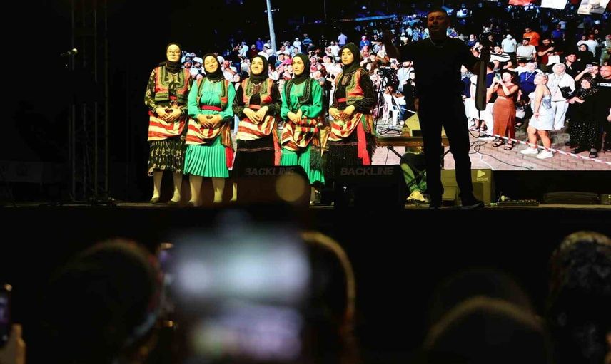 Atakum fındık festivali üçüncü yılında da ilgi gördü