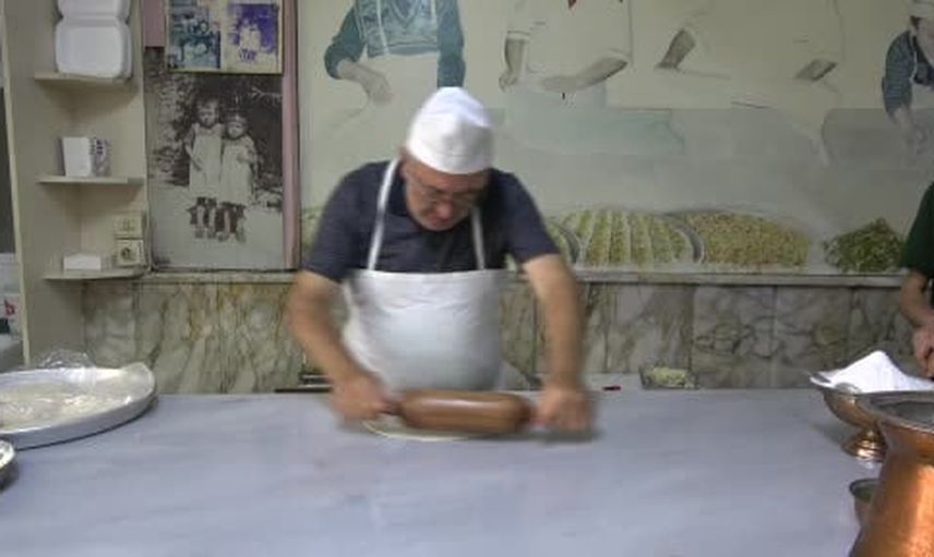 Beş yaşında başlayıp 63 yıldır katmer açan usta Kilis'in tatlı mirası