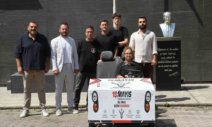 Çarşamba'da öğrenciler hurdayı elektrikli araca dönüştürdü