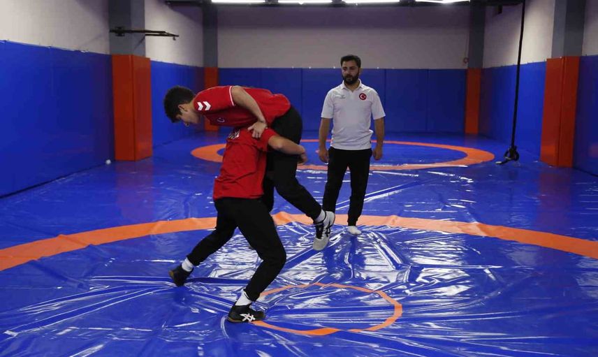 Bağcılarlı kardeşlerin Cluj-Napoca finali: altın ve gümüş aynı aileye
