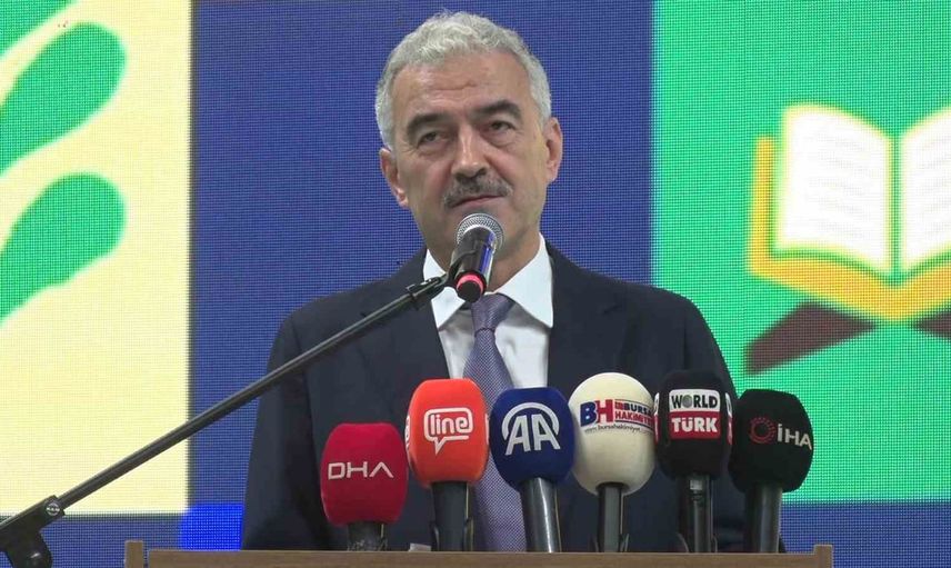 Bursa'da yaz okulu coşkusu sona erdi: TÜGVA 35 bin gence eğitim sundu