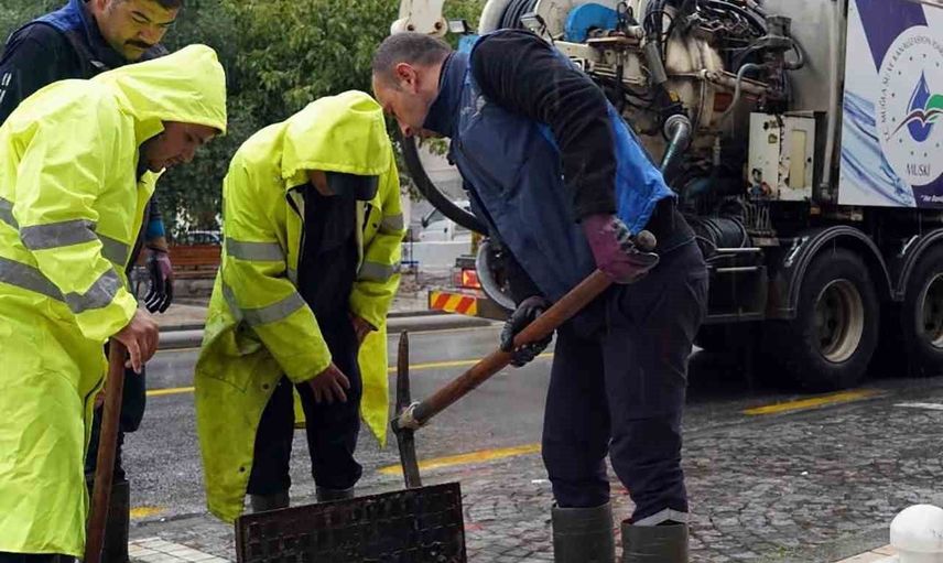 Muğla'da önleyici çalışmalarla yağış nöbeti: 20 baskına müdahale edildi