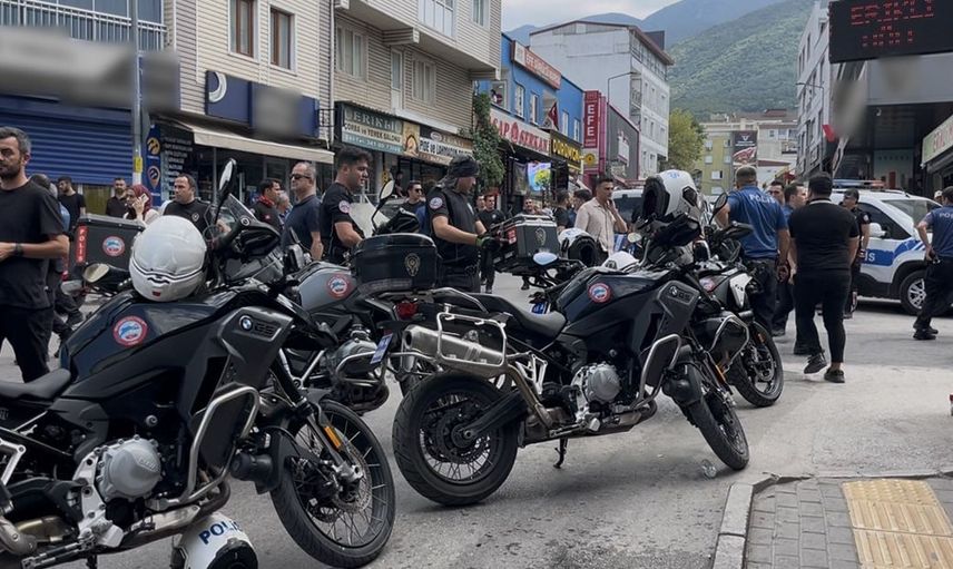 Erikli mahallesinde dükkan tartışması kavgaya dönüştü: 1 bıçaklı, 5 yaralı, 4 gözaltı