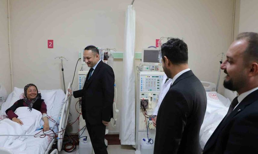 Altıntaş'ta diyaliz hastalarına yerinde bakım imkanı