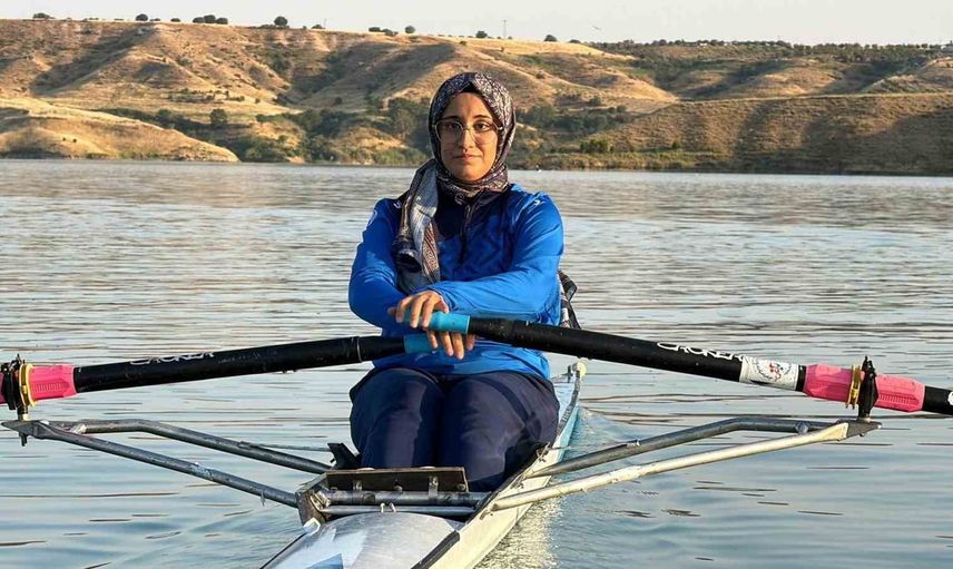 Enkazdan küreğe: Emine'nin yeniden ayağa kalkış hikayesi