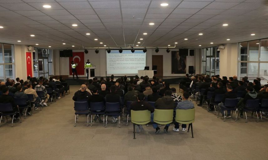 Jandarmadan orman şoförlerine ileri ve güvenli sürüş eğitimi
