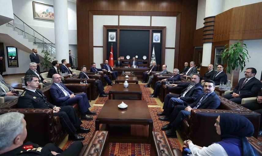 Karatay’ın öncelikli yatırım ve hizmet planları bakan çifçi’ye aktarıldı