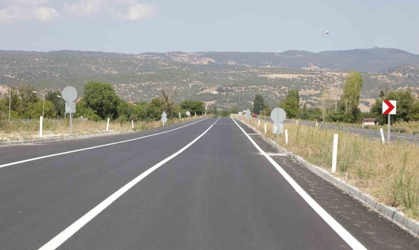 Yol standardını yükseltme hedefi: Musa Işın emet-simav çalışmasını yerinde inceledi