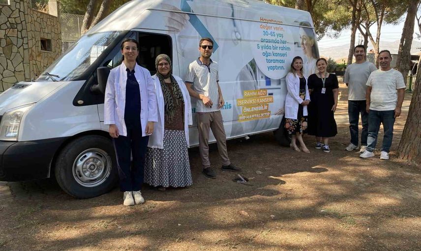 Alaşehir'de mobil tarama ekibi bağ çadırlarına kadar sağlık götürüyor