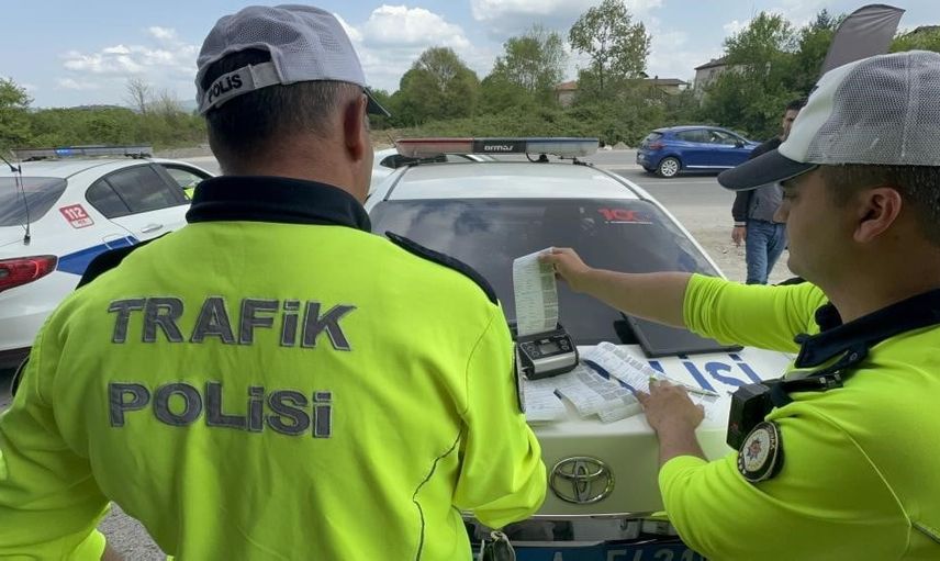 Düzce’de geniş çaplı denetimde 216 araç trafikten men edildi