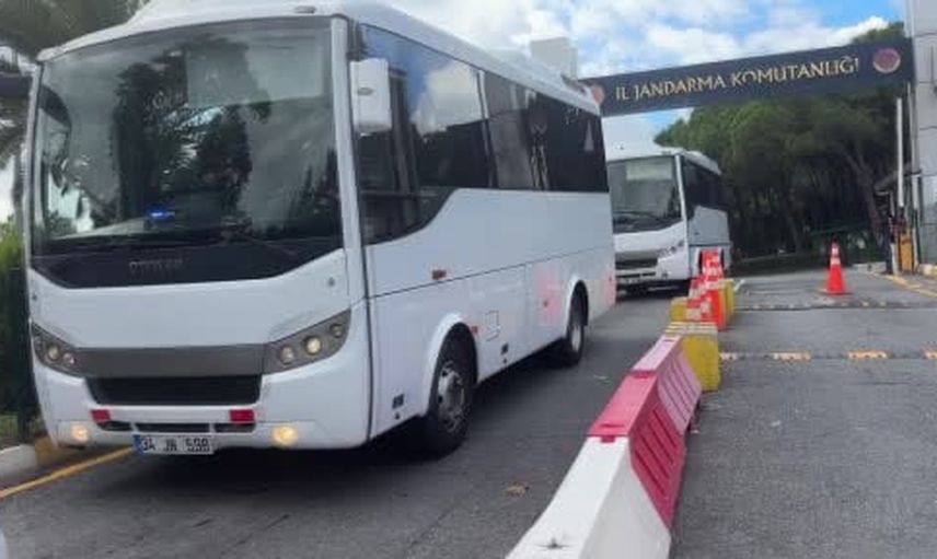 İstanbul'da gözaltına alınan ünlüler hastaneye sevk edildi