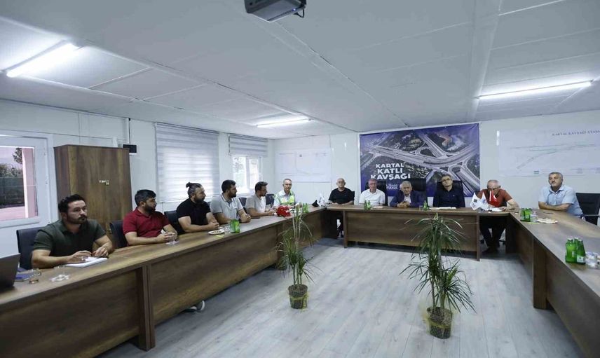 Kartal katlı kavşağı Kayseri’nin ulaşımında yeni bir adım olarak ilerliyor