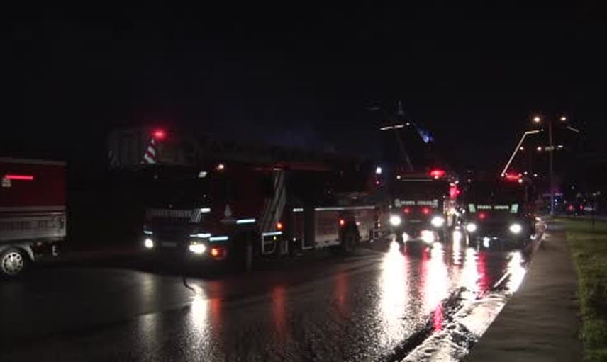 Başakşehir'de gece yangını: demirci dükkanı kullanılamaz hale geldi