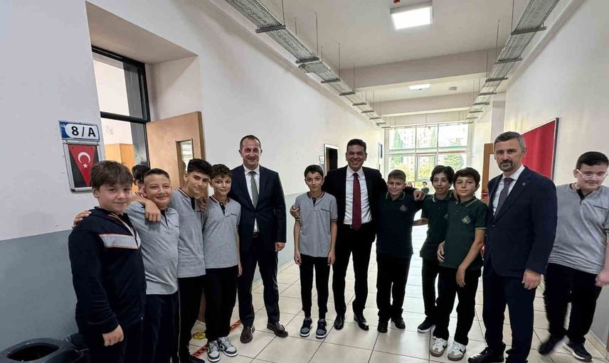 Okul zilinden umut mesajına: Trabzon'da 2026-2027 dönemi başladı
