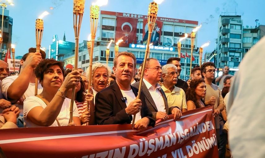 Efeler'de birlik ve Cumhuriyet mirasına sahip çıkma çağrısı