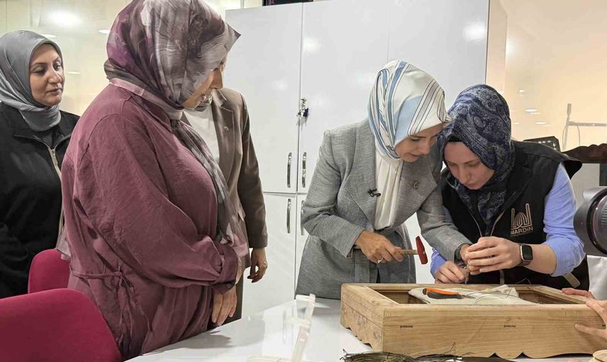 Bakan Göktaş Mardin’de aktif yaşam merkezi açılışına katıldı ve destek merkezini ziyaret etti