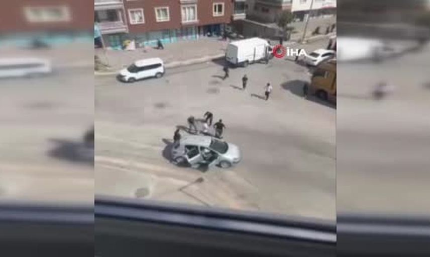 Ankara'da cenaze yemeği sonrası kalabalığa ateş açıldı, olay kamerada
