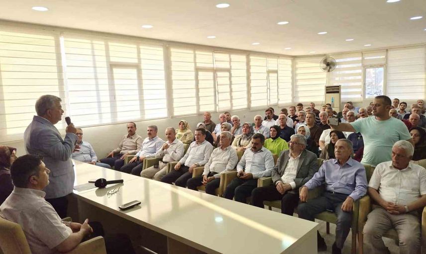 Kutlamada Çadır'dan vurgusu: AK Parti'nin 25 yıllık birikimi geleceğe taşınıyor