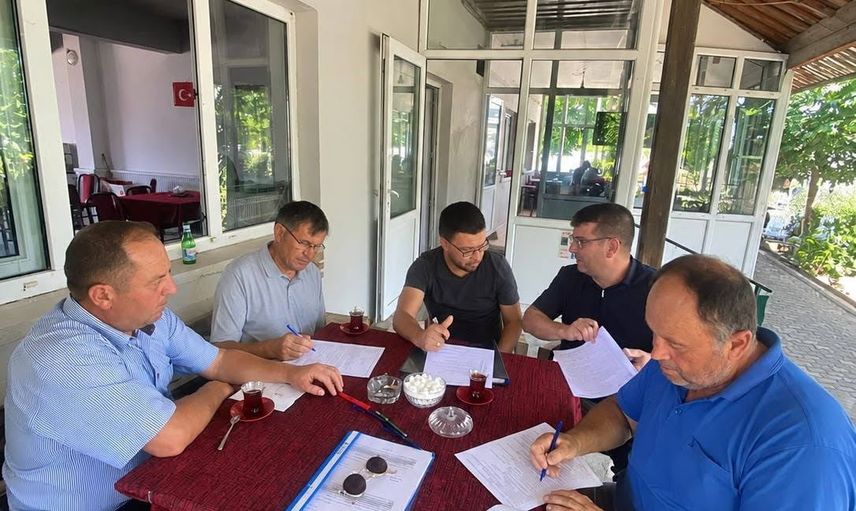 Buzağı kayıplarını düşürme hedefiyle Afyonkarahisar'da saha çalışması sürüyor
