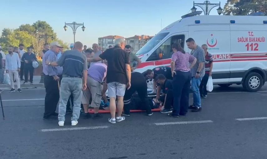 Tekirdağ'da Hükümet Caddesi'nde araç çarpması: iki kadın yaralandı