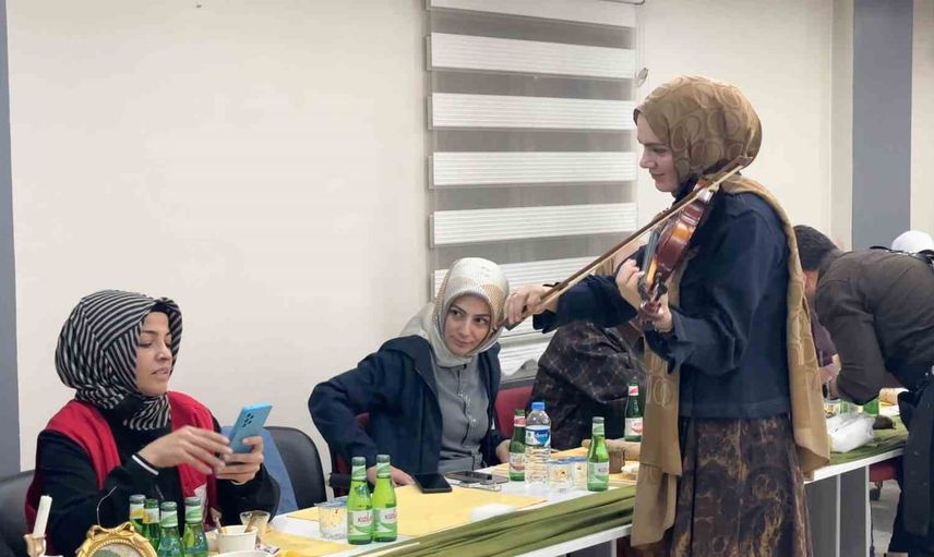 Kil atölyesiyle dayanışma: bağışlar 81 İl 81 Aşevi Projesi'ne aktarılacak