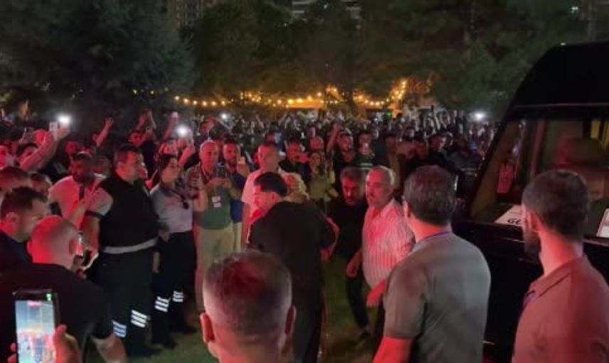 Kayseri gecesinde nostaljinin sesi Muazzez Ersoy