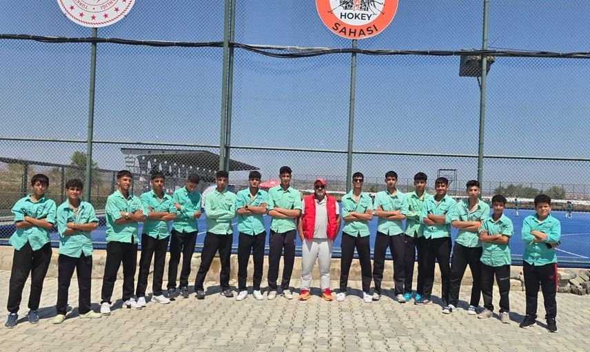 Malatya'dan hokeyde dikkat çeken başarı: u17'de dördüncü oldu, dört sporcu u18 kampa davet edildi