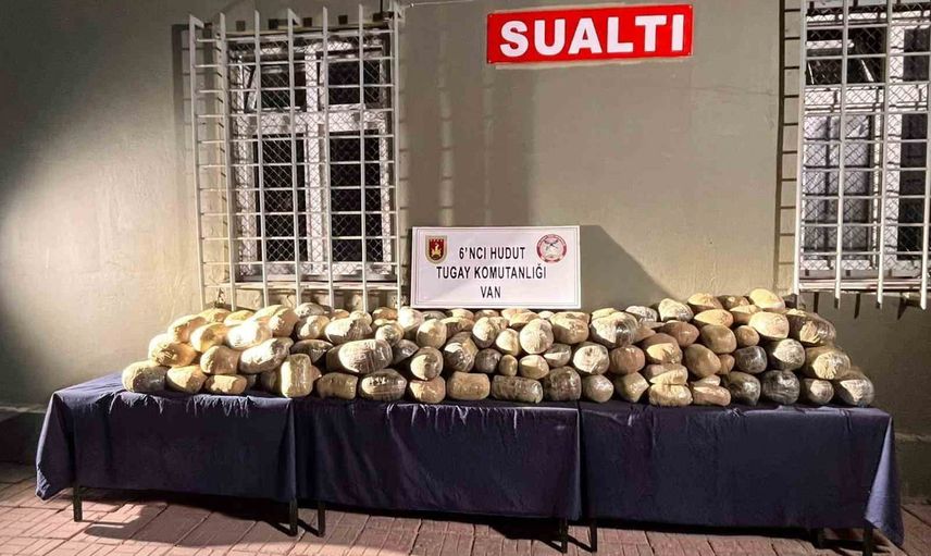 Hudut kartalları Van hattında 412 bin 741 gram uyuşturucu ele geçirdi