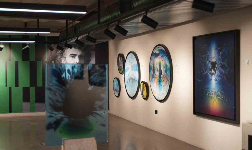 İç dünyadan izlere: İzmir’de 'sır' ve 'arayış' sergileriyle sanat yolculuğu