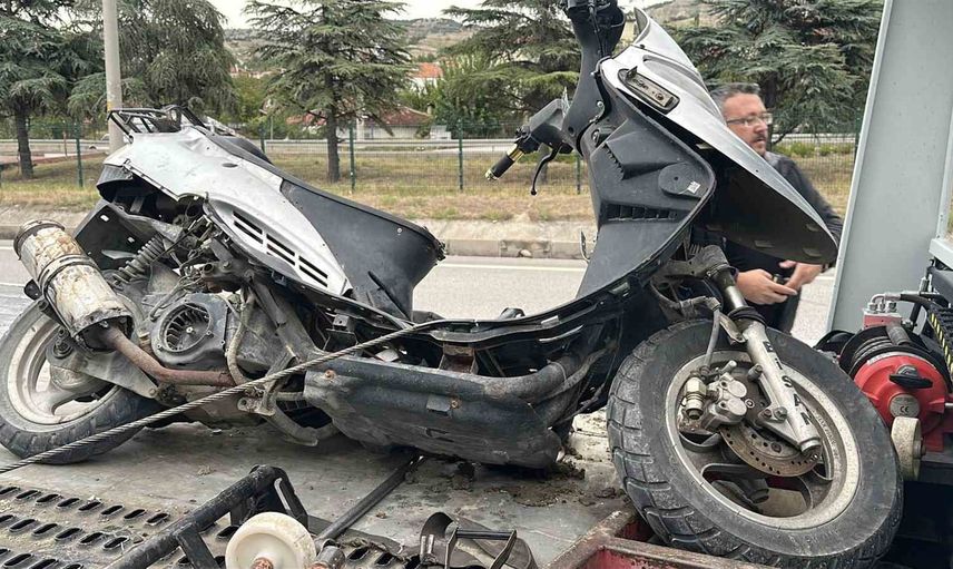 Plakasız motosiklet kontrolünde şase ve motor numaralarının kazındığı tespit edildi
