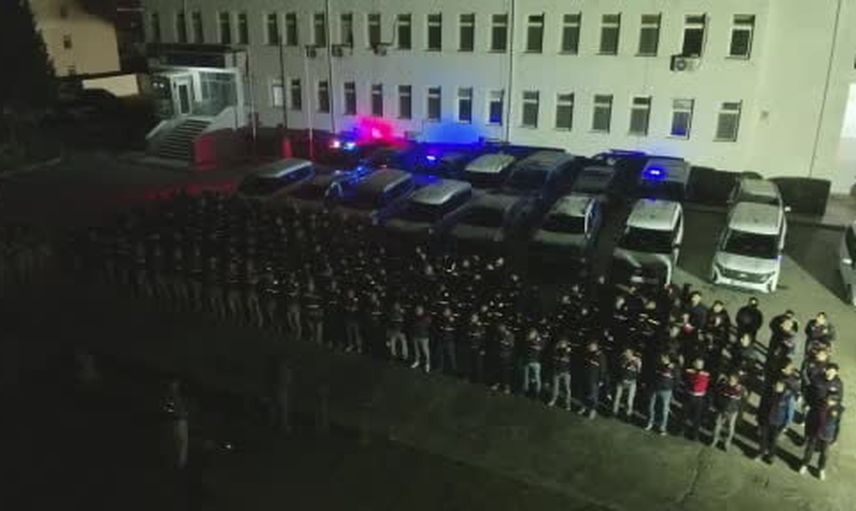 Jandarmadan Şanlıurfa'da sokak satıcılarına operasyon: 29 gözaltı