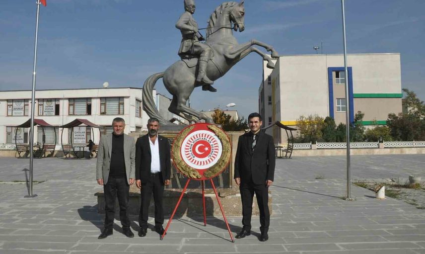 Bulanık'ta muhtarlar günü anıldı: yerel yönetimin köprüleri öne çıktı