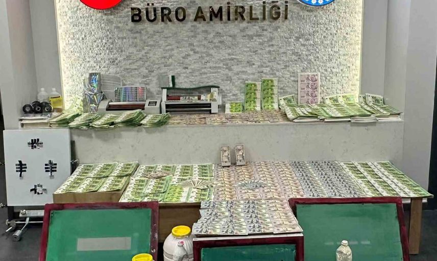 Fatih'te büyük sahte para operasyonu: milyonlarca euro ve dolar ele geçirildi