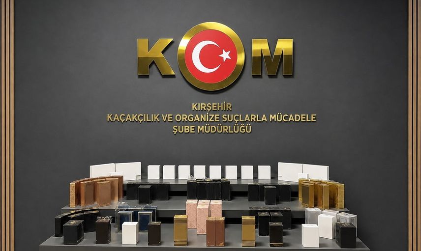 Kırşehir'de araçta 79 kaçak parfüm ve elektronik eşya bulundu
