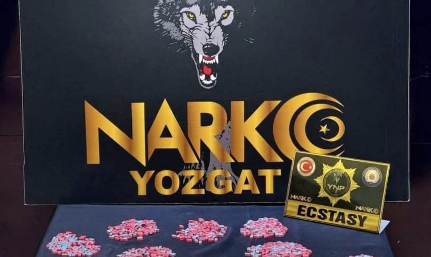 Yozgat'ta sokak satıcılarına yönelik teknik takipte 985 sentetik hap ele geçirildi