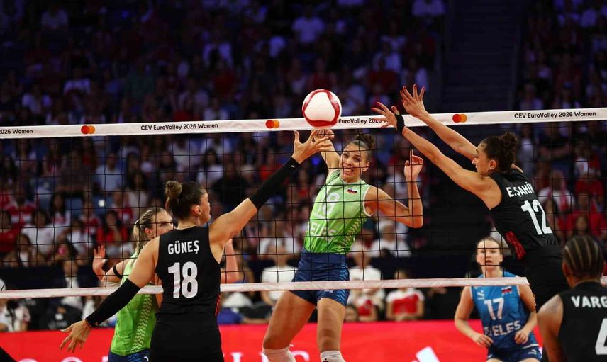 Milliler Sinan Erdem'de Slovenya'yı mağlup ederek iddiasını artırdı