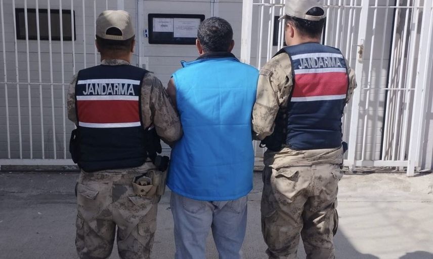 Kaçak hükümlü Karaköprü'de jandarmaya yakalandı