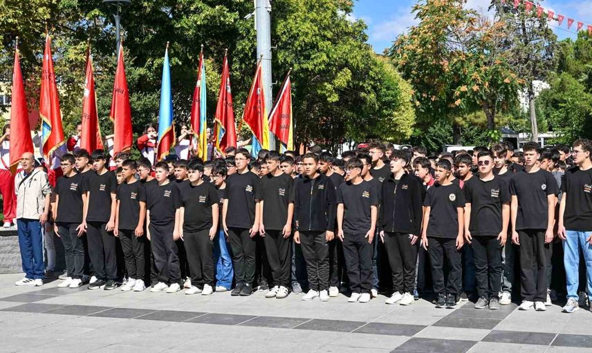 Uşak'ta gaziler günü törenle anıldı