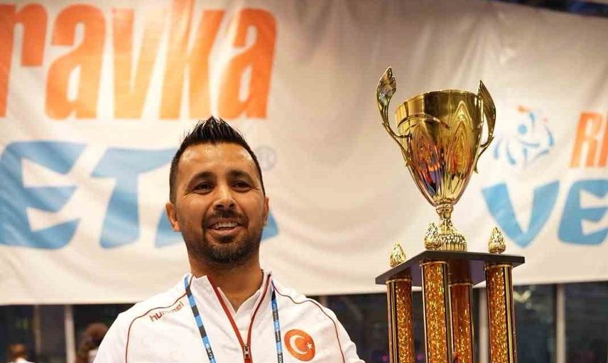 Manisalı genç güreşçi Koprivnica'da altına uzandı