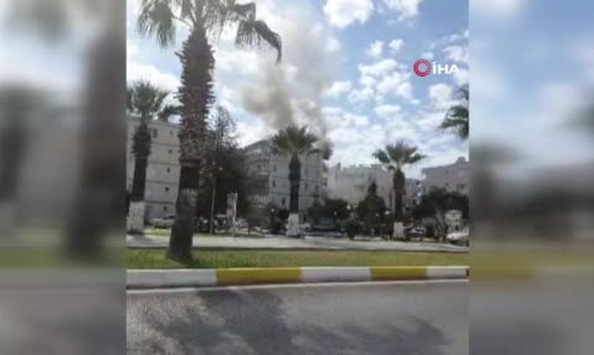 Ayvalık'ta tavada kızgın yağın tutuşması üst kat dairesinde yangına yol açtı