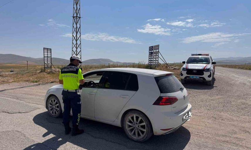 Diyadin’de yol kontrolleri genişletildi