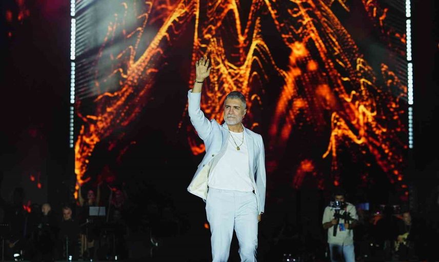 Festivalin yıldızı Özcan Deniz Kayseri'de seyirciyi coşturdu