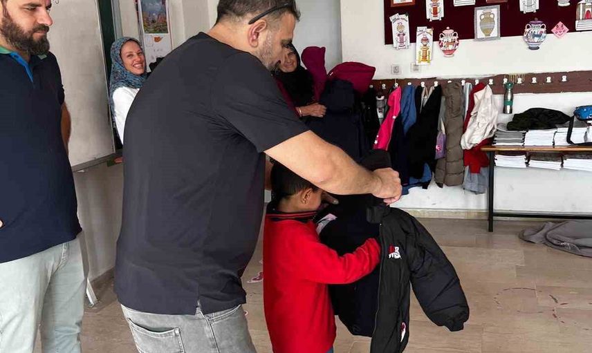 Çermik ve Çüngüş'te 200 öğrenciye kış desteği