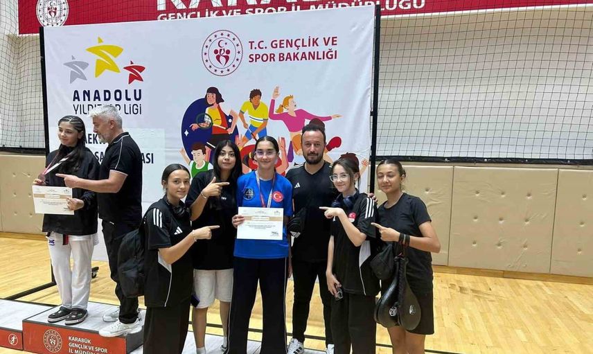 Kayserili taekwondocular Karabük'te ANALİG finalinde kürsüye çıktı