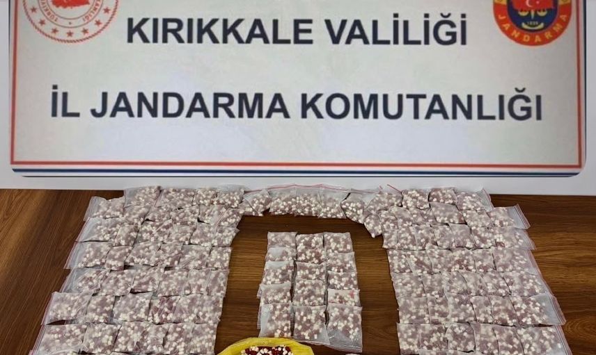 Bahşılı'da binlerce sentetik ecza hap ele geçirildi, 4 kişi tutuklandı