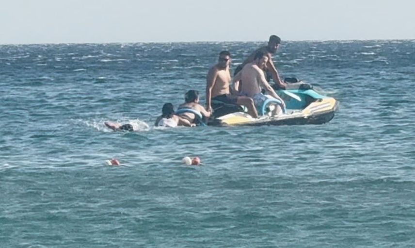 Kumburgaz'da çırpınıştan jetskiyle kurtuluşa: denizdeki panik anları kamerada