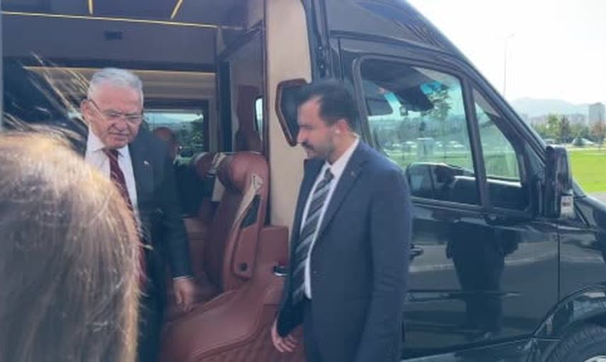 Uraloğlu Kayseri'de gençlerle geleceğe dair deneyim ve hedeflerini paylaştı