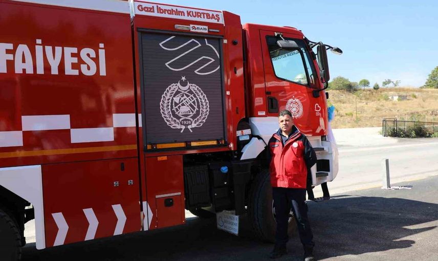 İtfaiye araçlarında minnetin izleri: şehit ve gazilerin adları yaşatılıyor