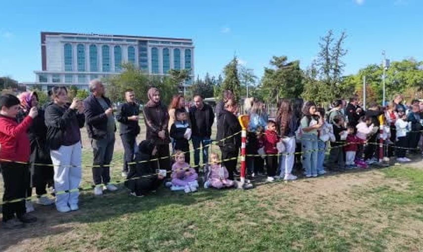 K9 timleri kısa sürede saklanan çocukları buldu, farkındalık çalışması yaptı