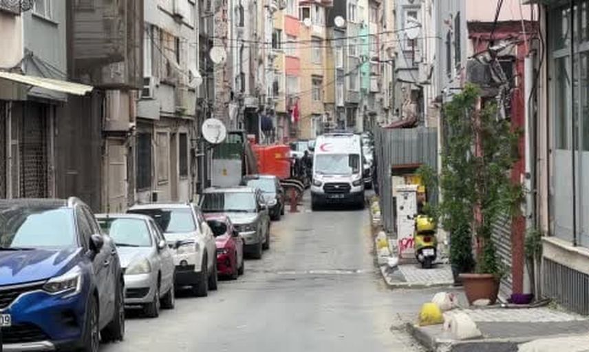 Şişli'de çatıdan apartman boşluğuna düşen genç kadın hayatını kaybetti
